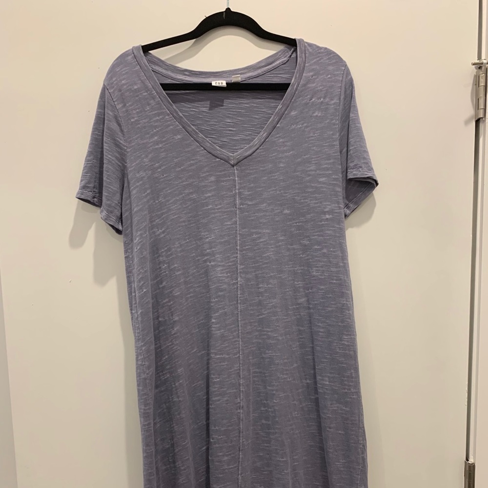 Comfy Gap V-Neck Shirtdress